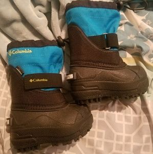 New Columbia toddler snow boots